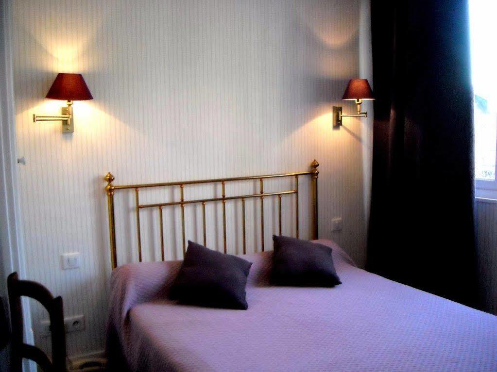 Logis Terrasse Hotel Lisieux Luaran gambar